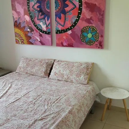 Sandrine Semesterbostad Denia